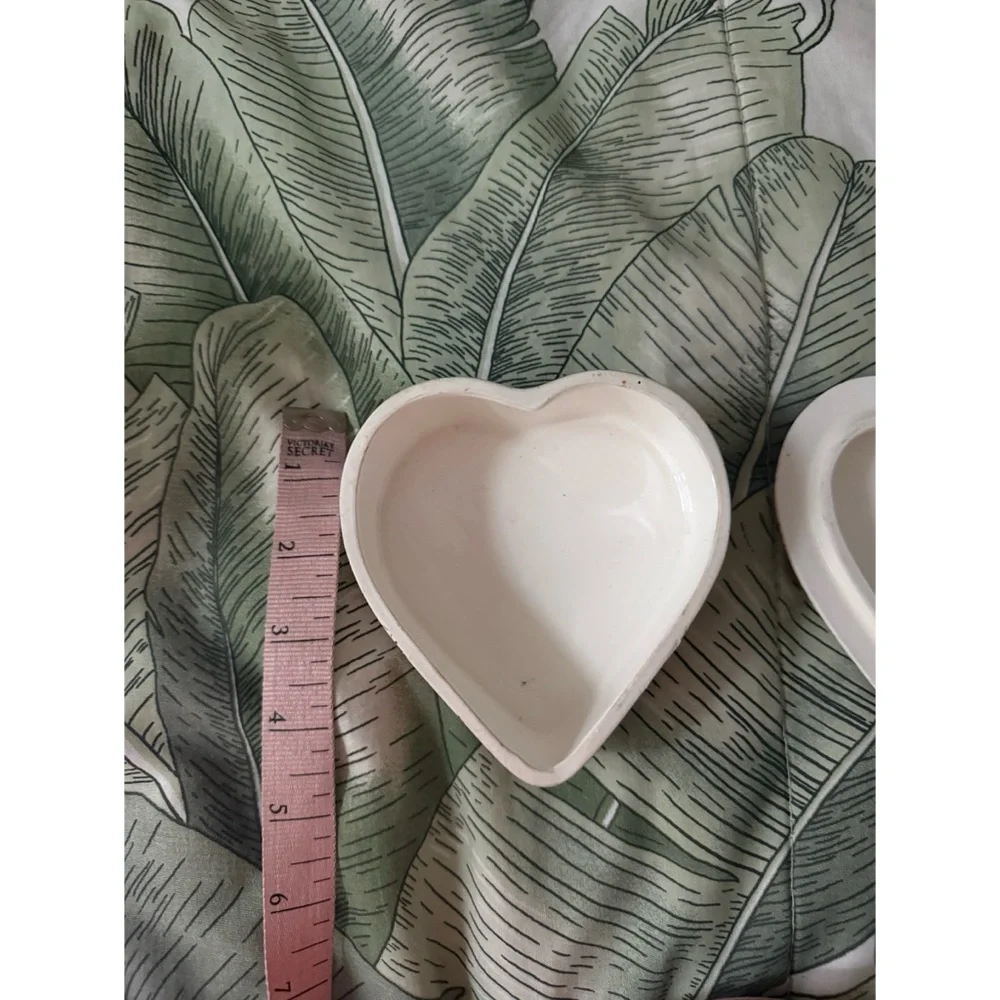 Vintage White Pink Floral Heart Trinket Box Ceramic Rose Print Jewelry Ring Dish